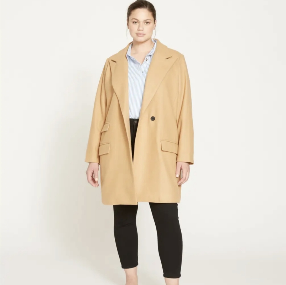 Universal Standard Peak Lapel Tailored Wool Coat - Cafe Au Lait size XS